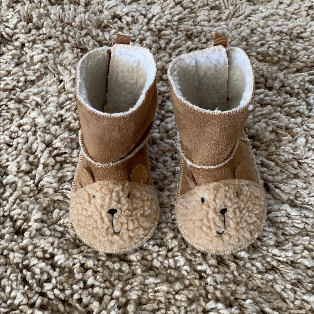 Baby gap-booties